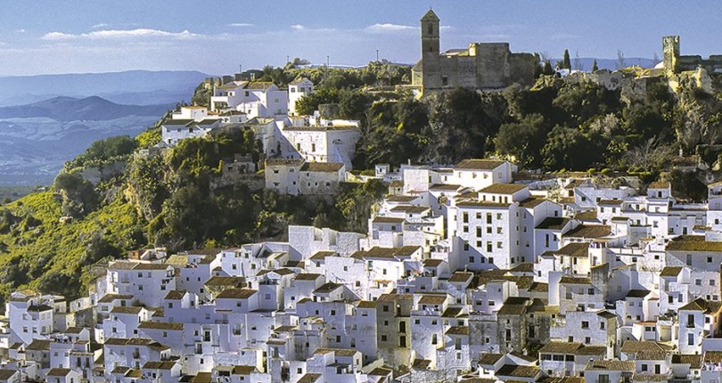 CASARES