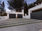 28. Car entrance and garage