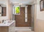 29-Seperate-Apt-Bathroom