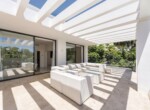 Villa11010